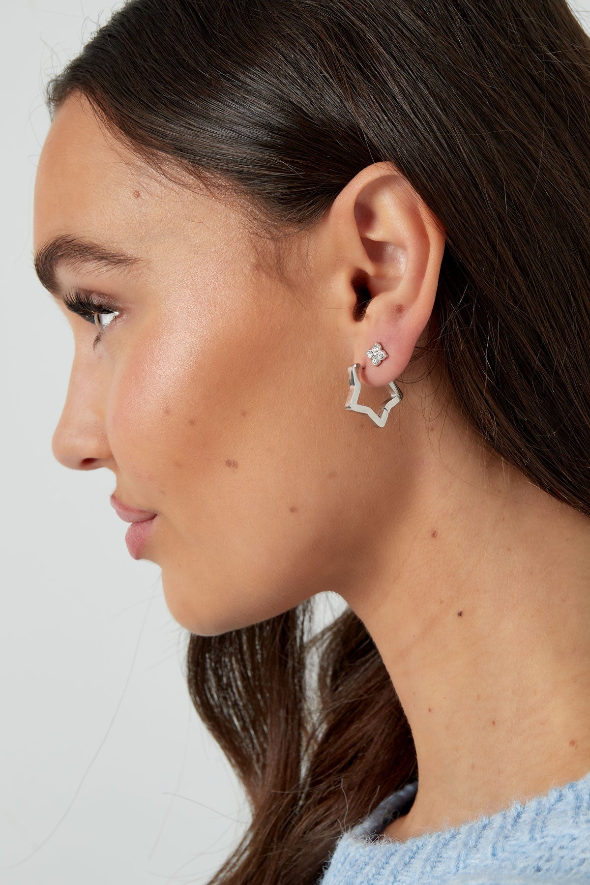 Boucles d'oreilles puces scintillantes avec pierres - doré