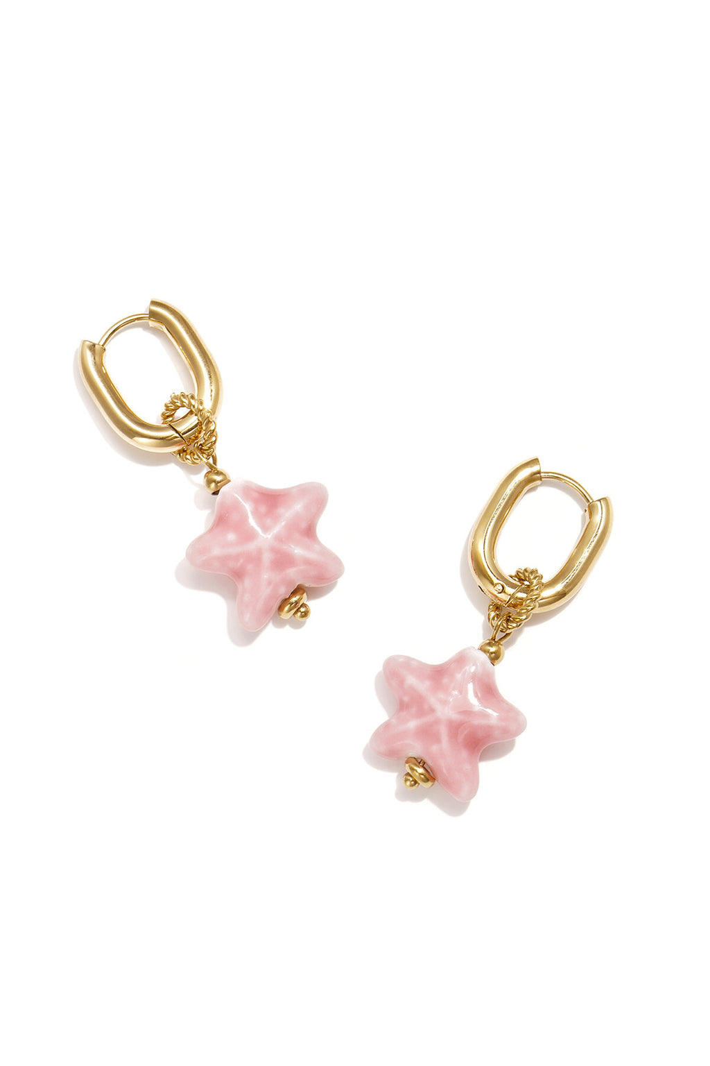 Boucles d'oreilles squovales avec pendentif étoile colorée