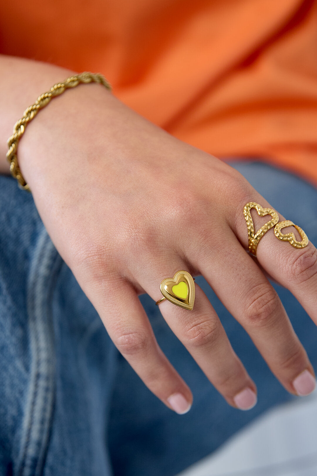 Bague ajustable avec cœur coloré
