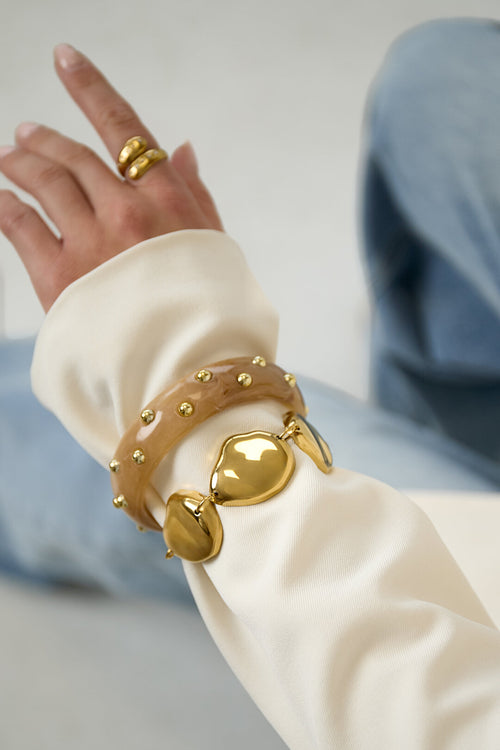 Collier avec perles rustiques asymétriques