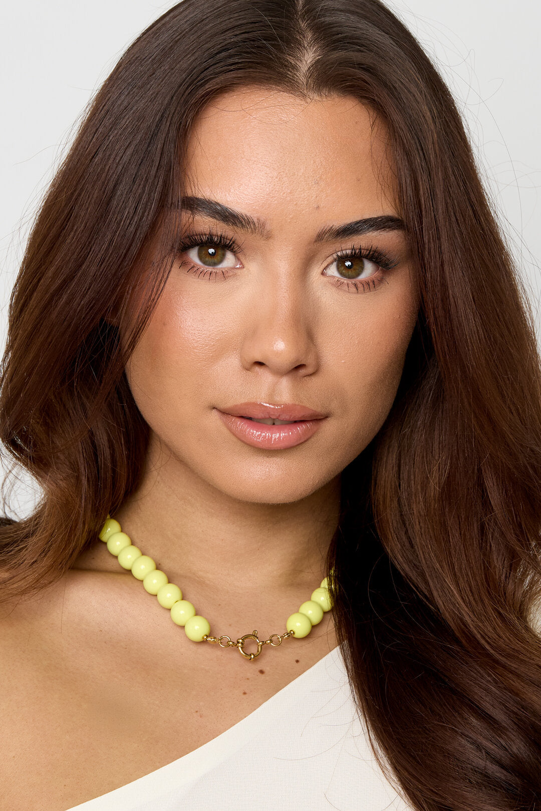 Collier de perles avec fermeture sur le devant - 12 mm