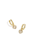 Boucles d'oreilles avec breloque en forme de cœur décoré