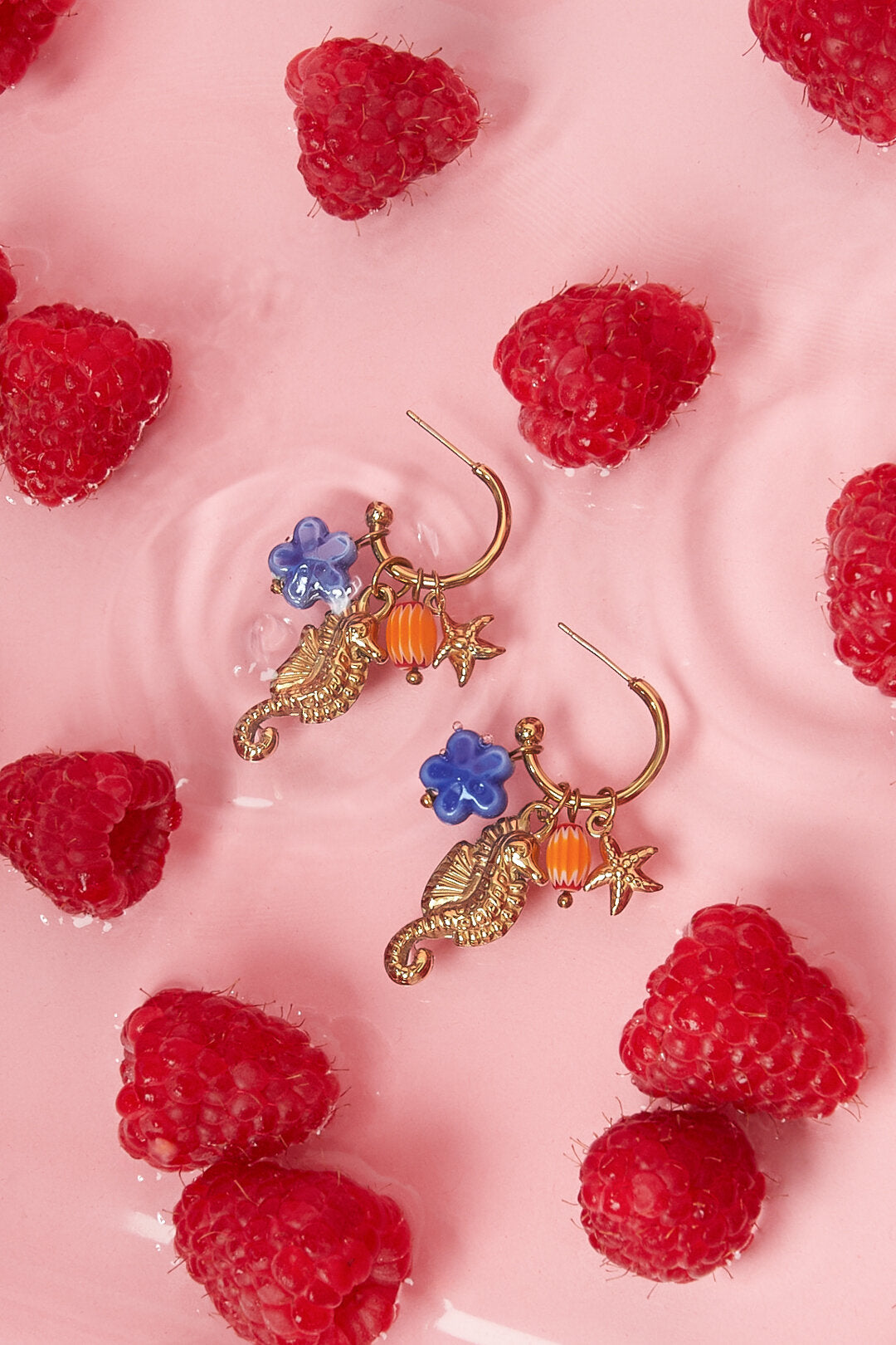 Boucles d'oreilles hippocampe avec breloques