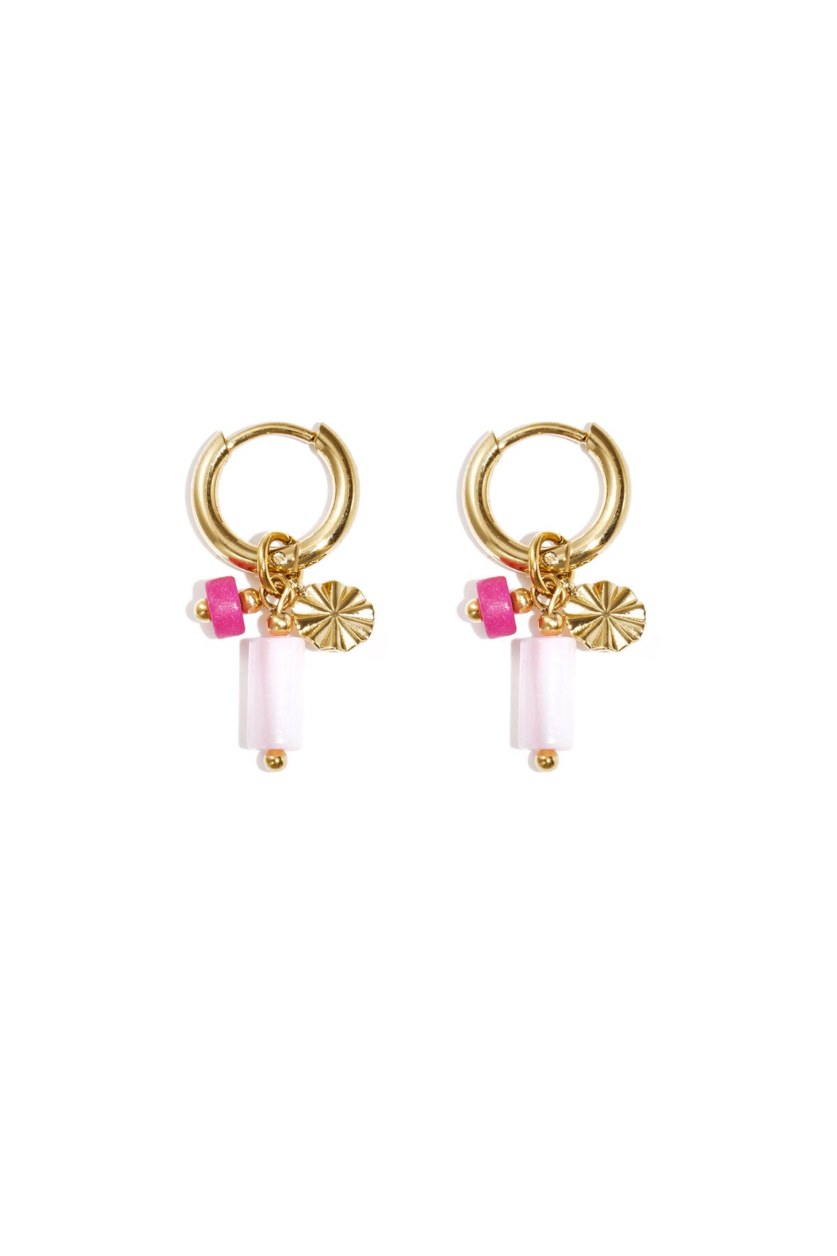 Boucles d'oreilles avec perles et breloque en forme de pièce