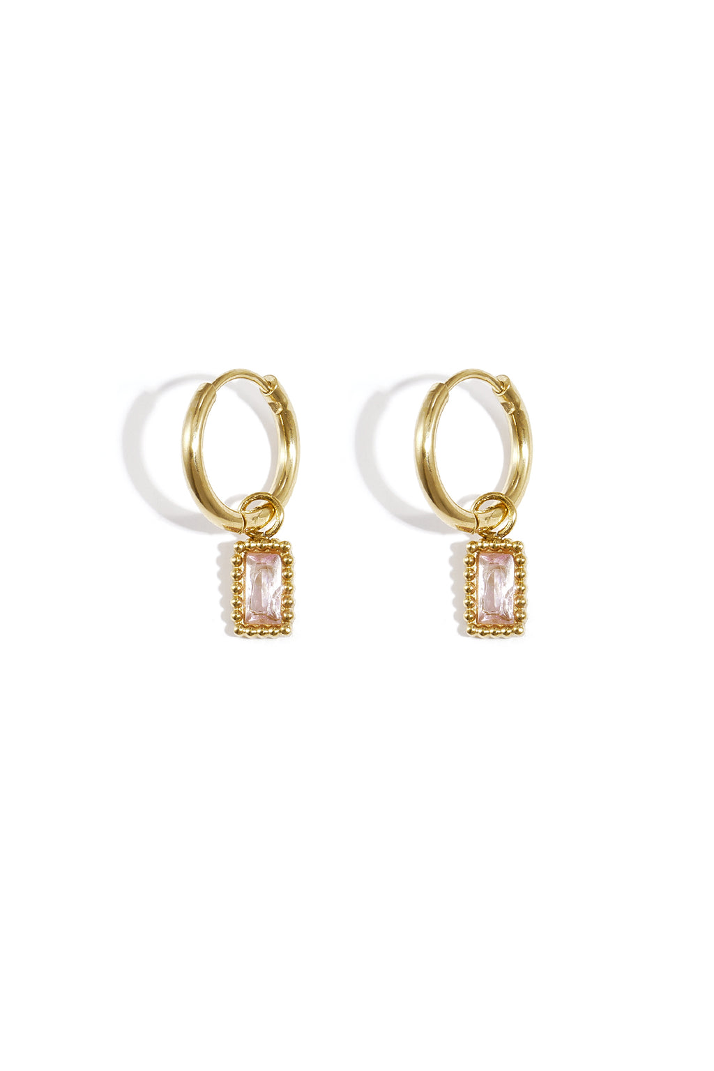 boucles d'oreilles élégantes et scintillantes