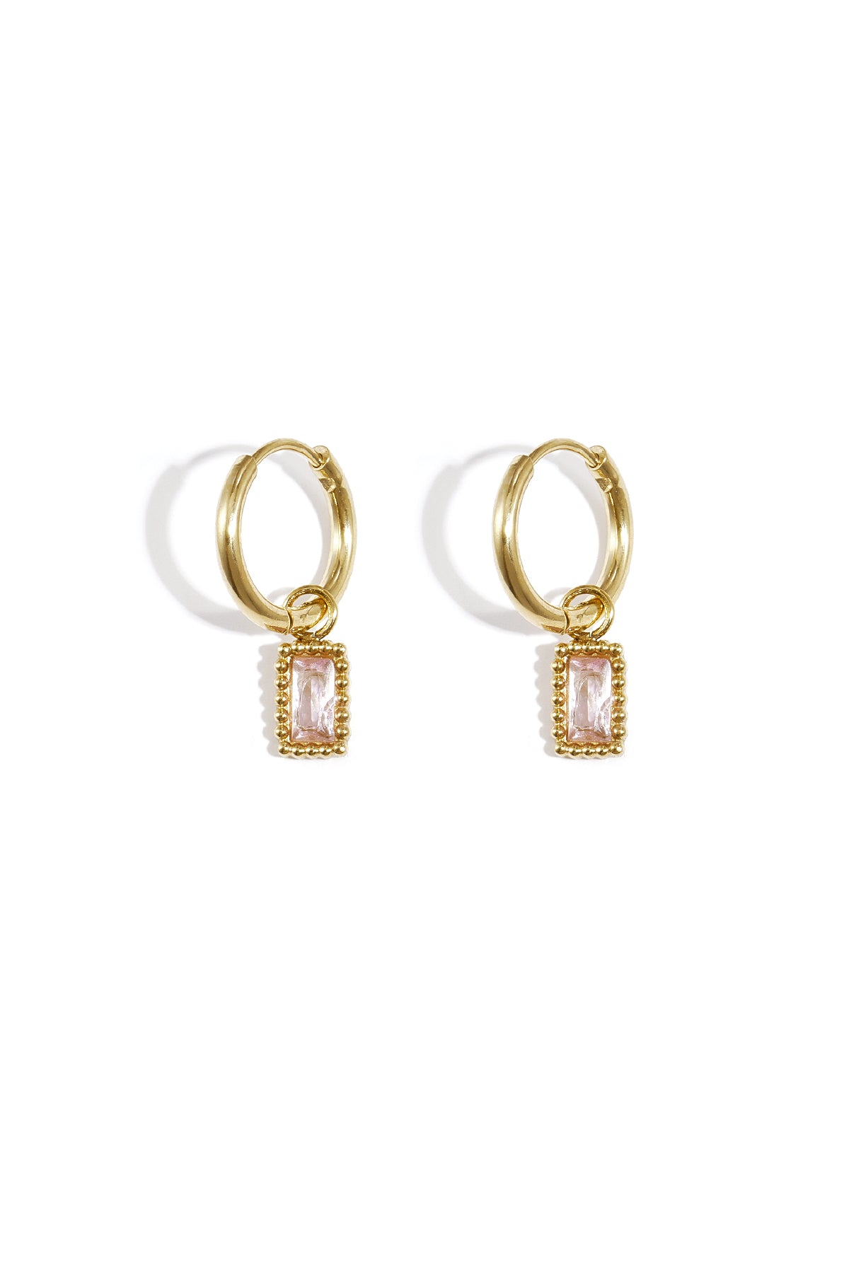 boucles d'oreilles élégantes et scintillantes