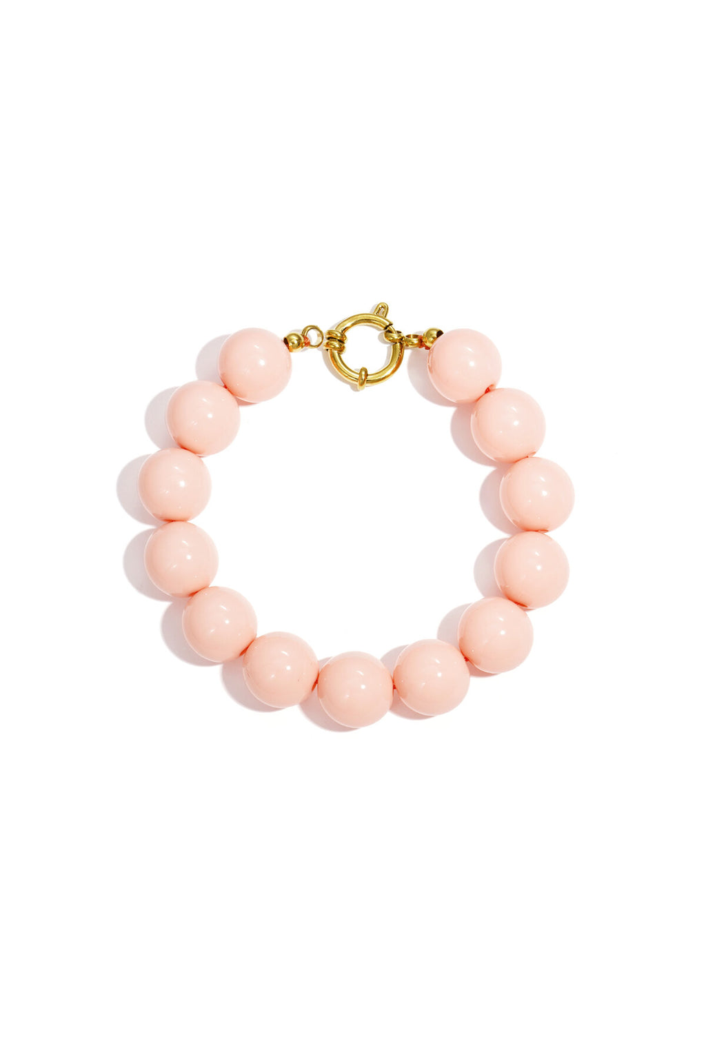 Bracelet à grosses perles et fermoir sur le devant