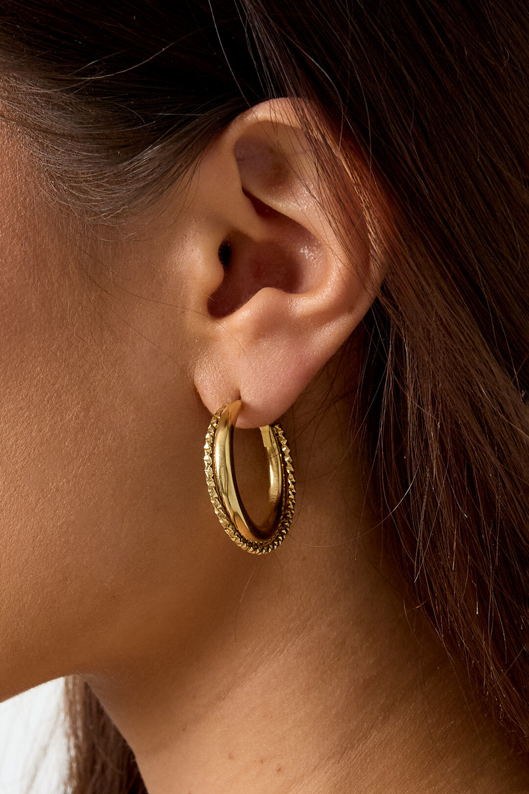 Boucles d'oreilles doubles créoles avec détail torsadé