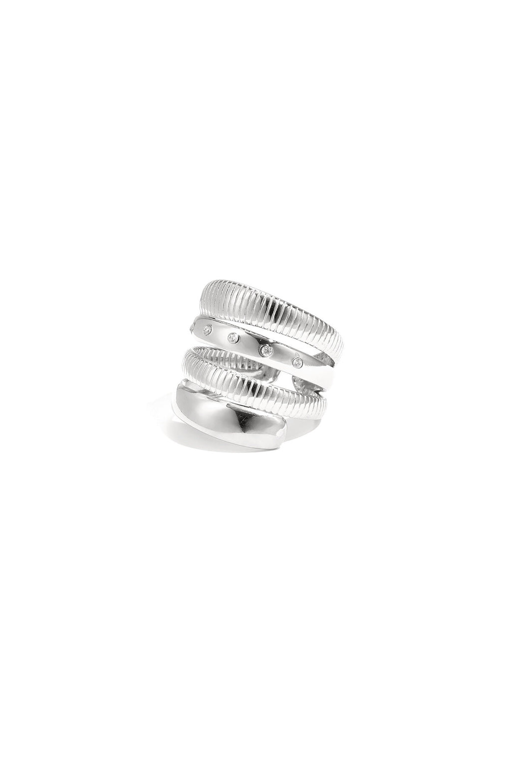 Bague à plusieurs niveaux avec motif rayé