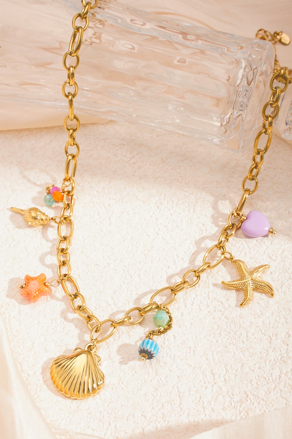 collier fête en mer