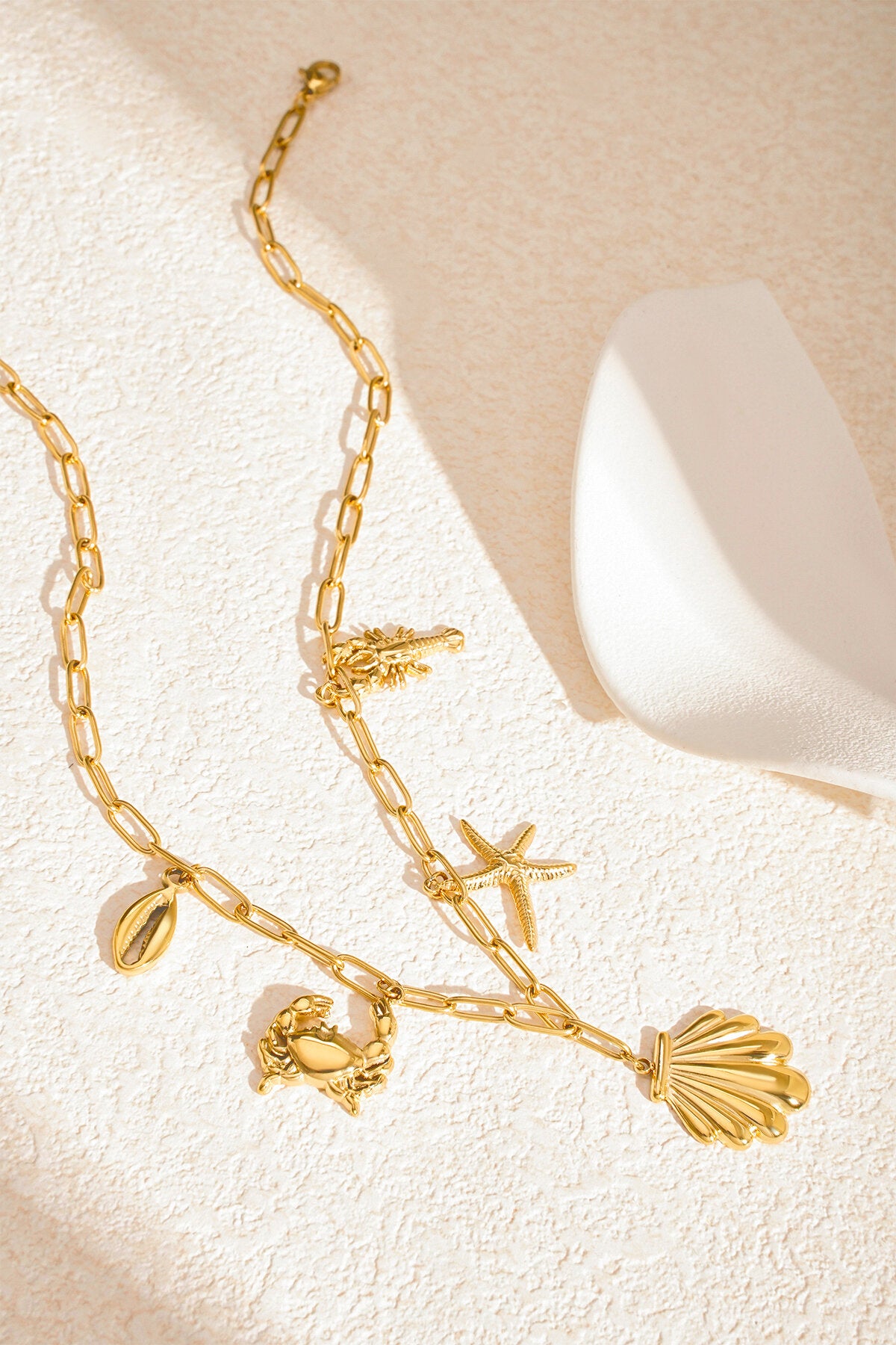 collier beachy