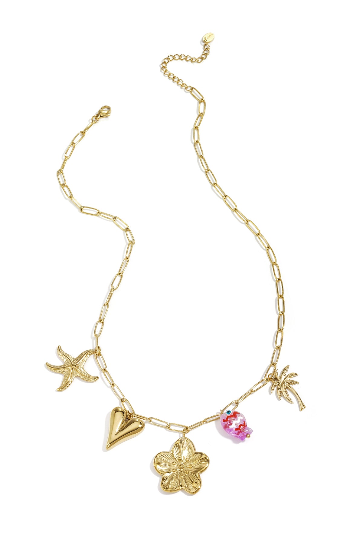 Collier à gros maillons et breloques