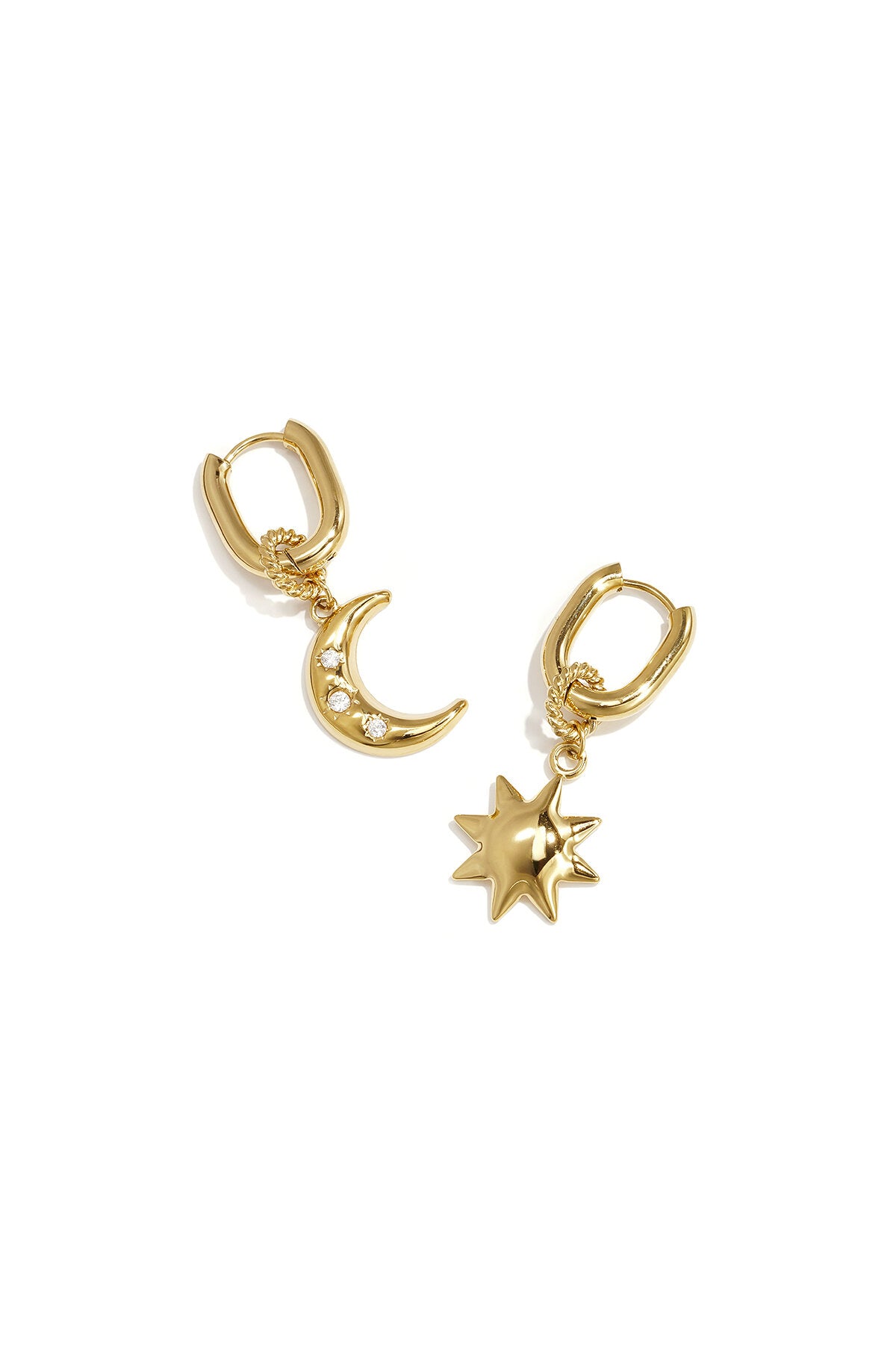 Boucles d'oreilles squovales avec lune et étoile