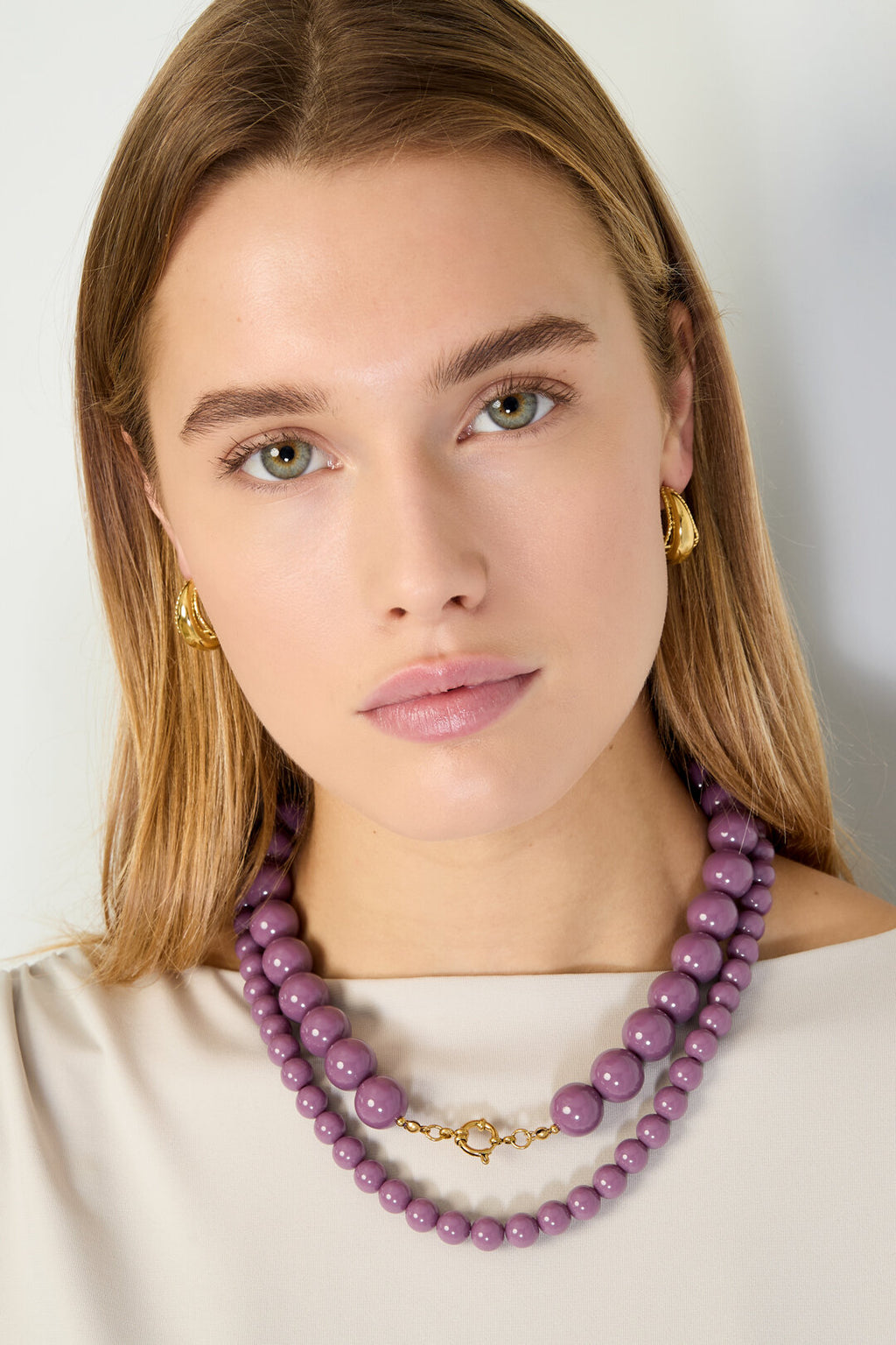 Collier à grosses perles et fermeture sur le devant-15mm