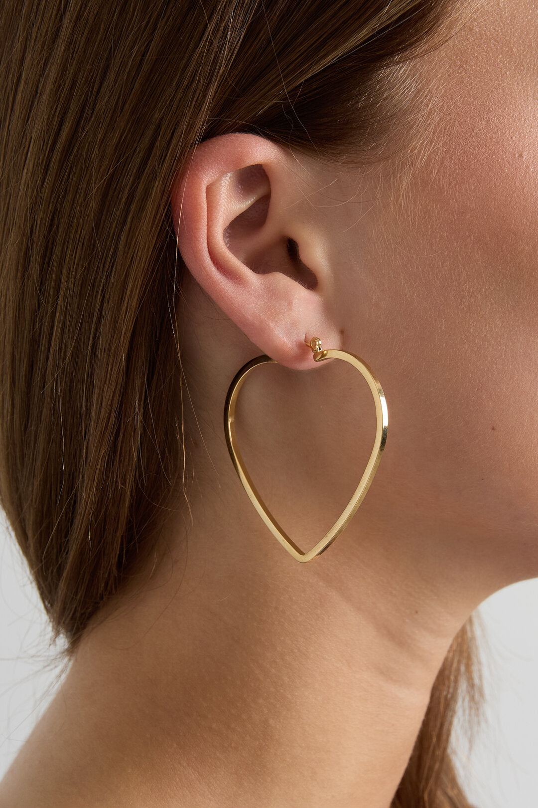 Boucles d'oreilles créoles minimalistes en forme de cœur