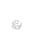 Bague élégante ornée de cœurs