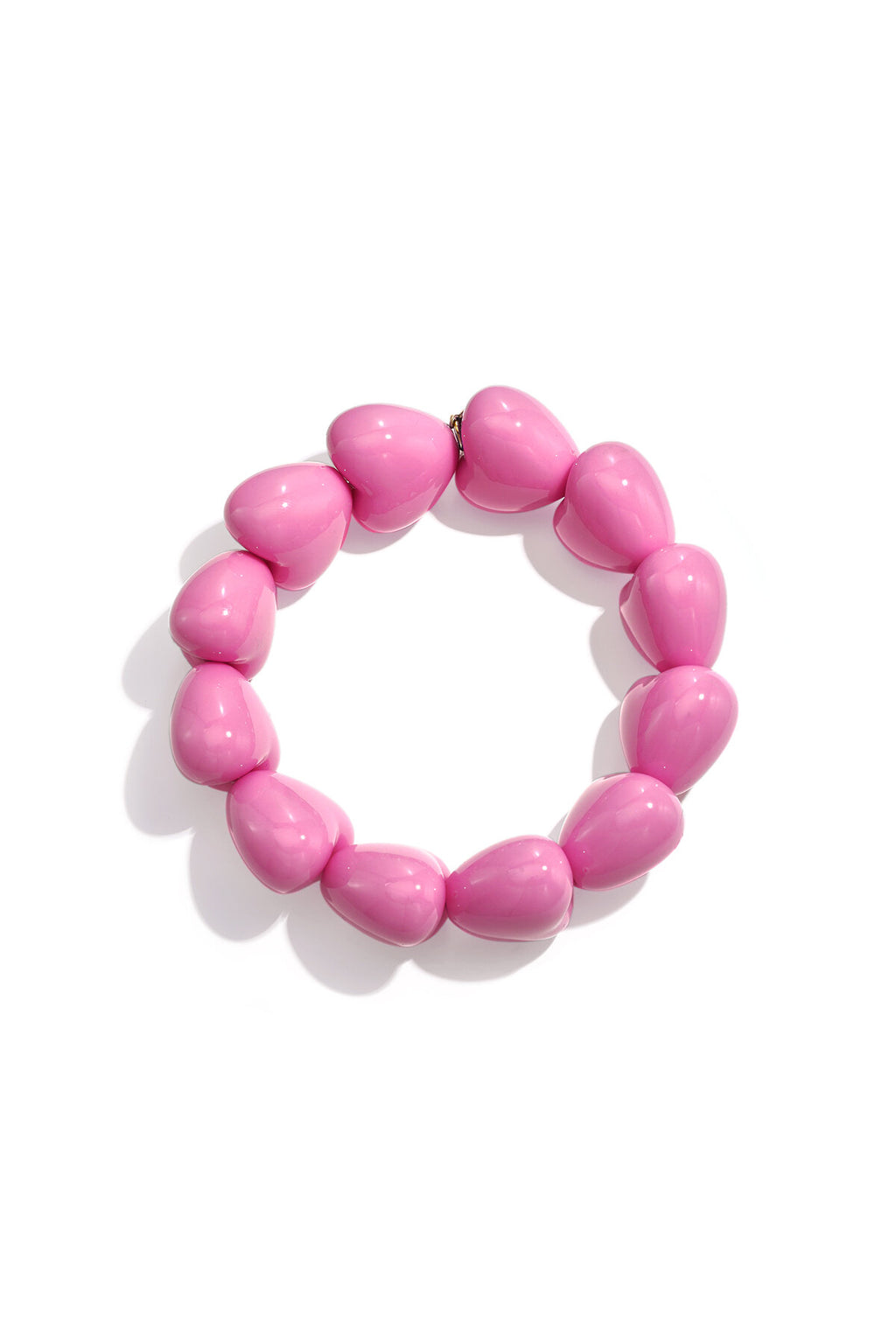 Bracelet avec de grosses perles en forme de cœur