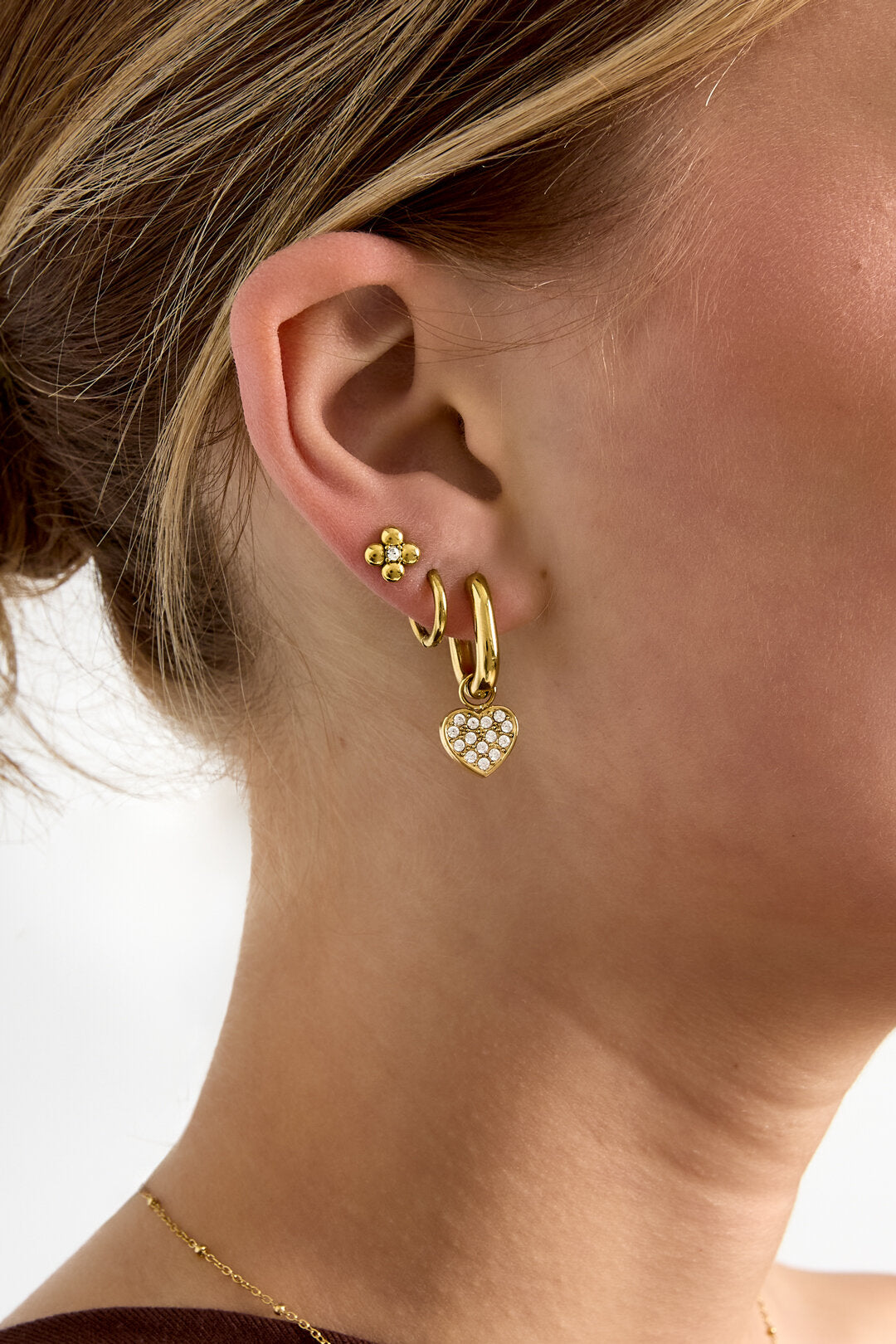 Boucles d'oreilles squovales avec breloques en forme de cœur