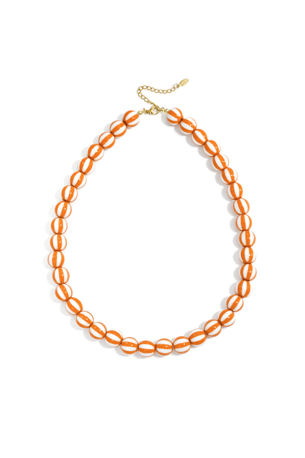 Collier de perles rayées