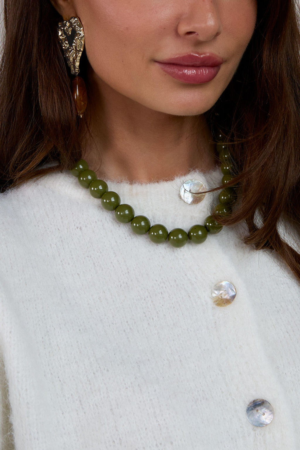 Collier à grosses perles et fermeture sur le devant-15mm