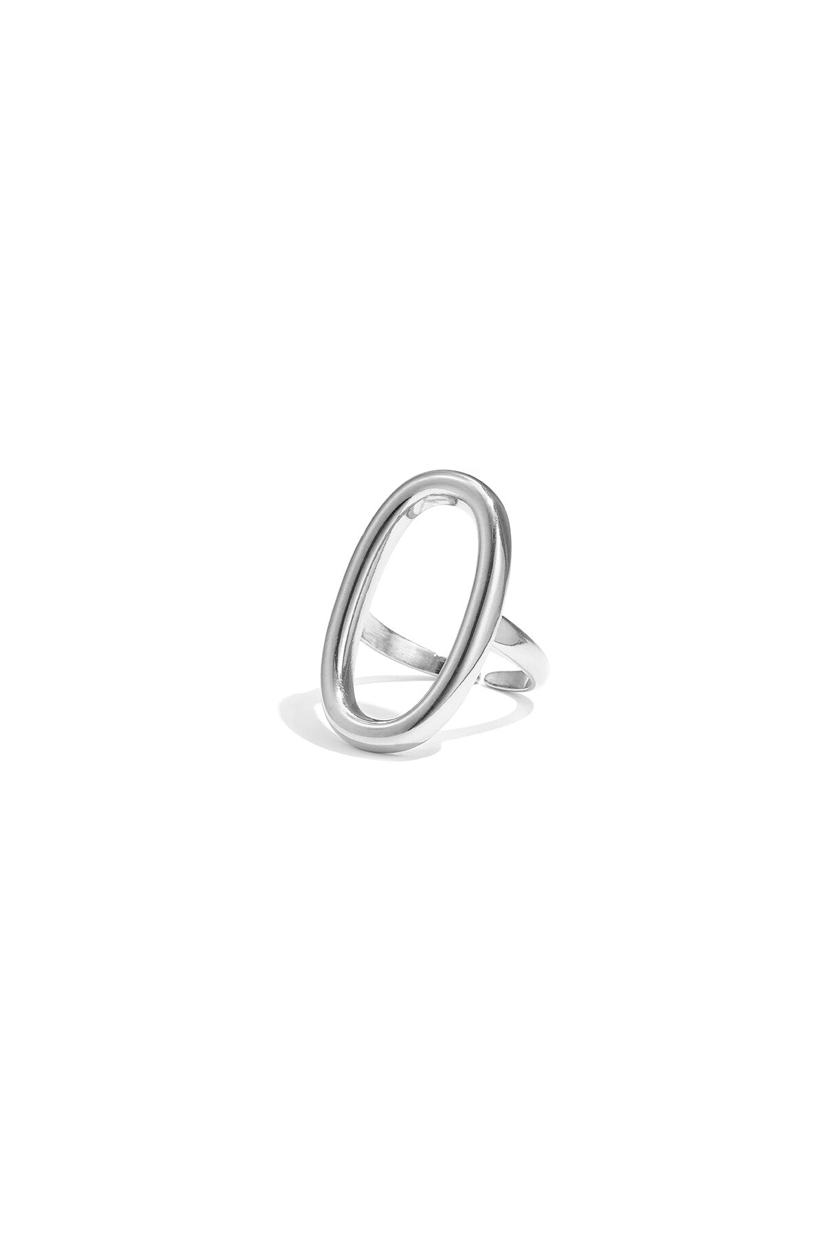 Bague imposante ovale et minimaliste