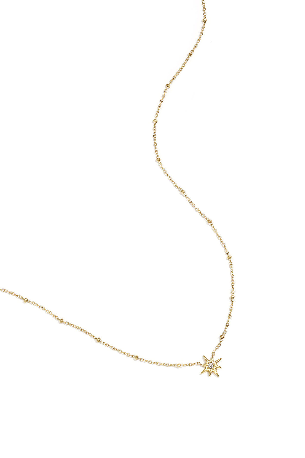 Collier avec perles et étoile filante