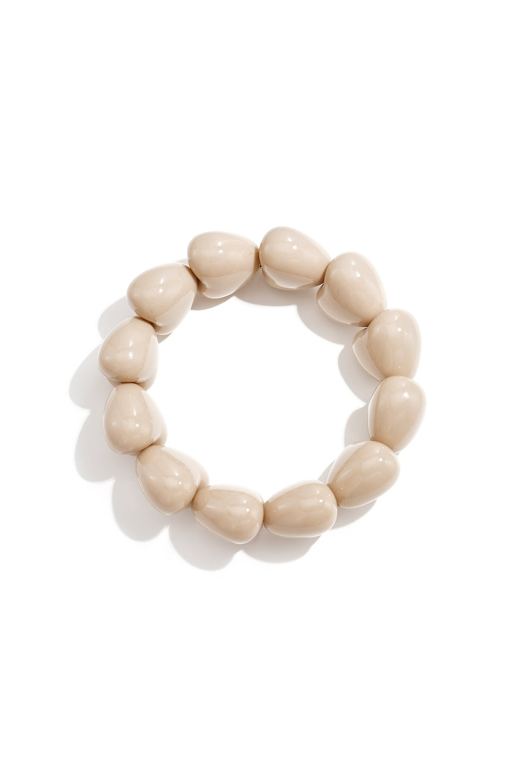 Bracelet avec de grosses perles en forme de cœur