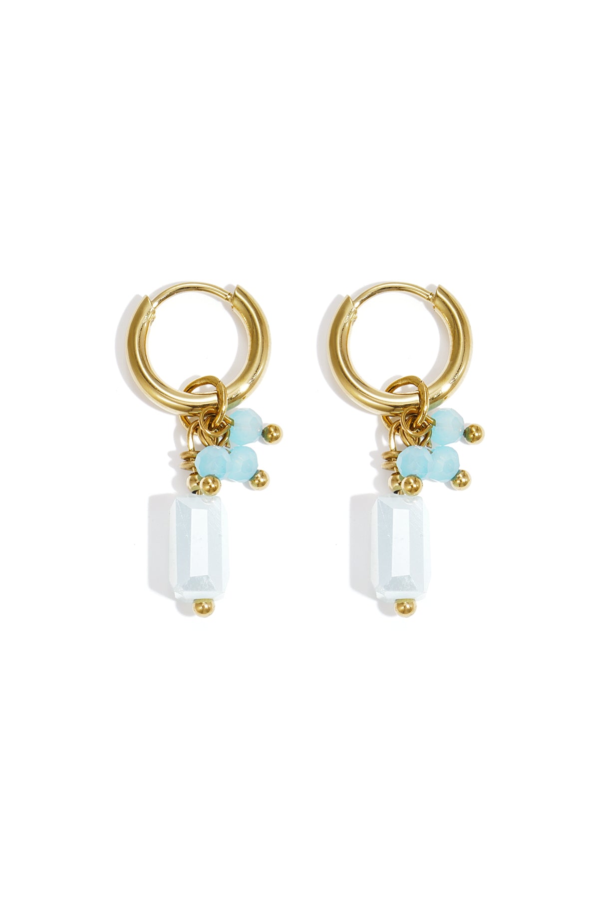 Boucles d'oreilles avec breloques colorées