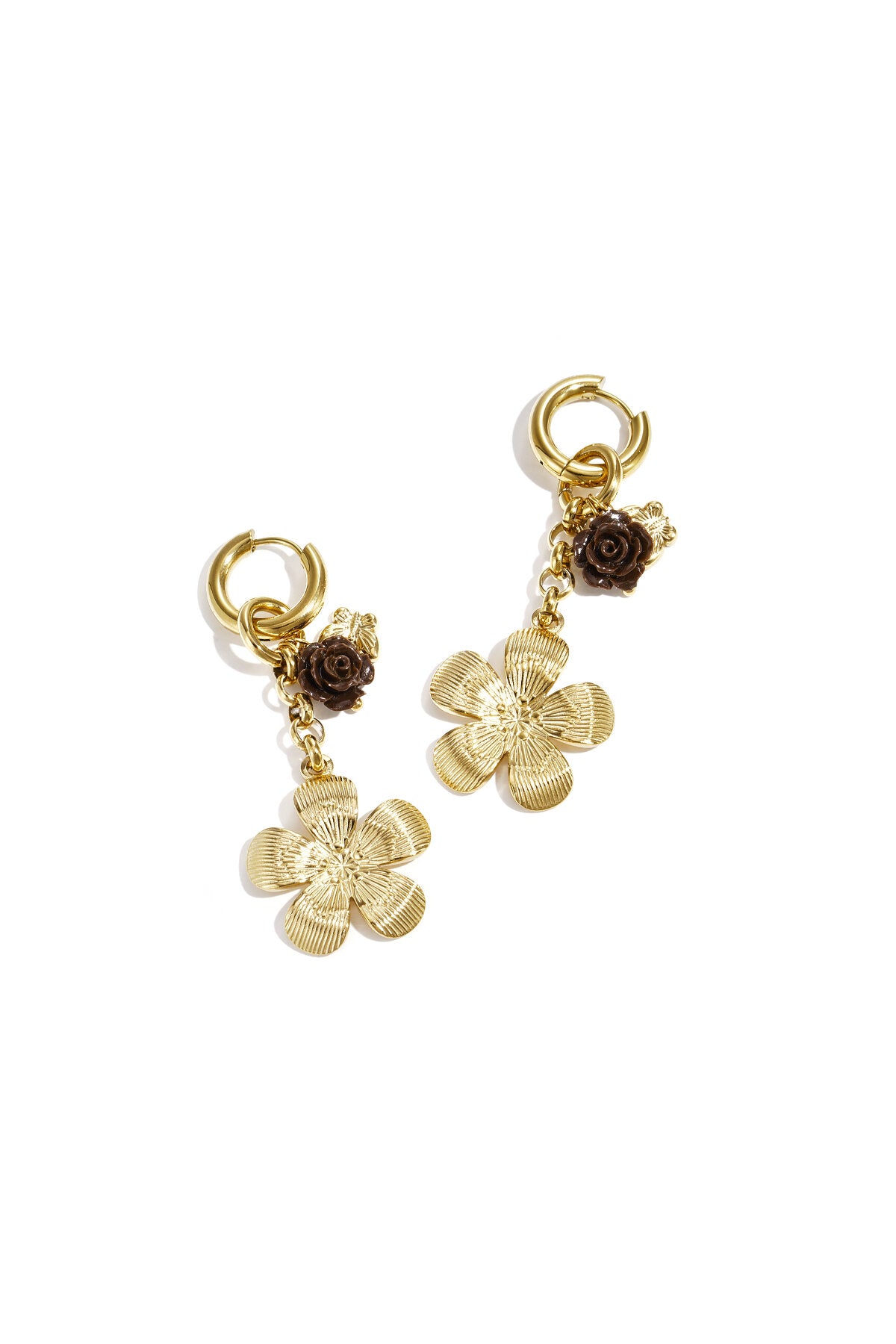 Boucles d'oreilles avec pendentifs en forme de fleur de différentes tailles