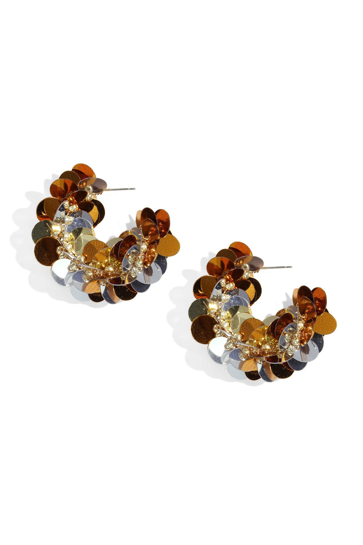 Boucles d'oreilles créoles en sequins et perles