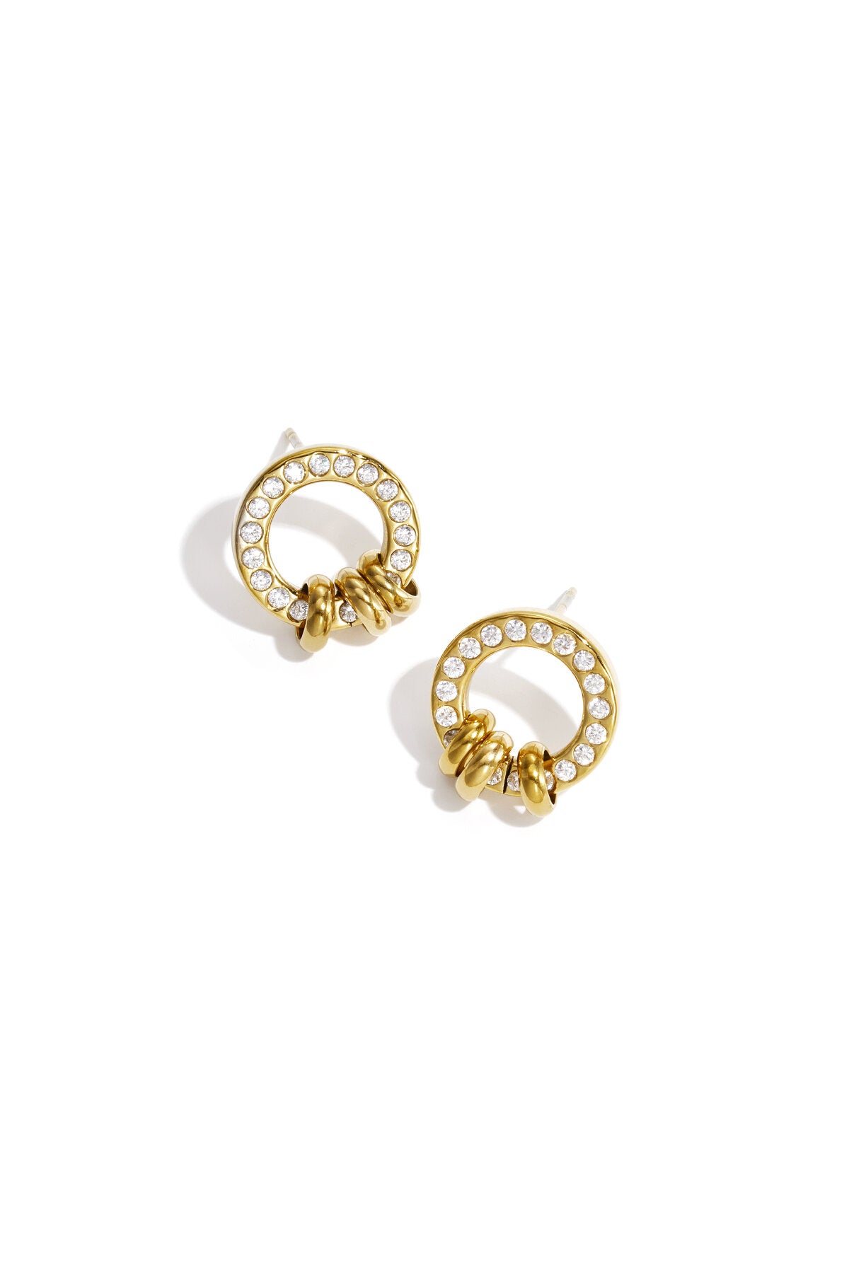 Boucles d'oreilles puces avec bagues élégantes