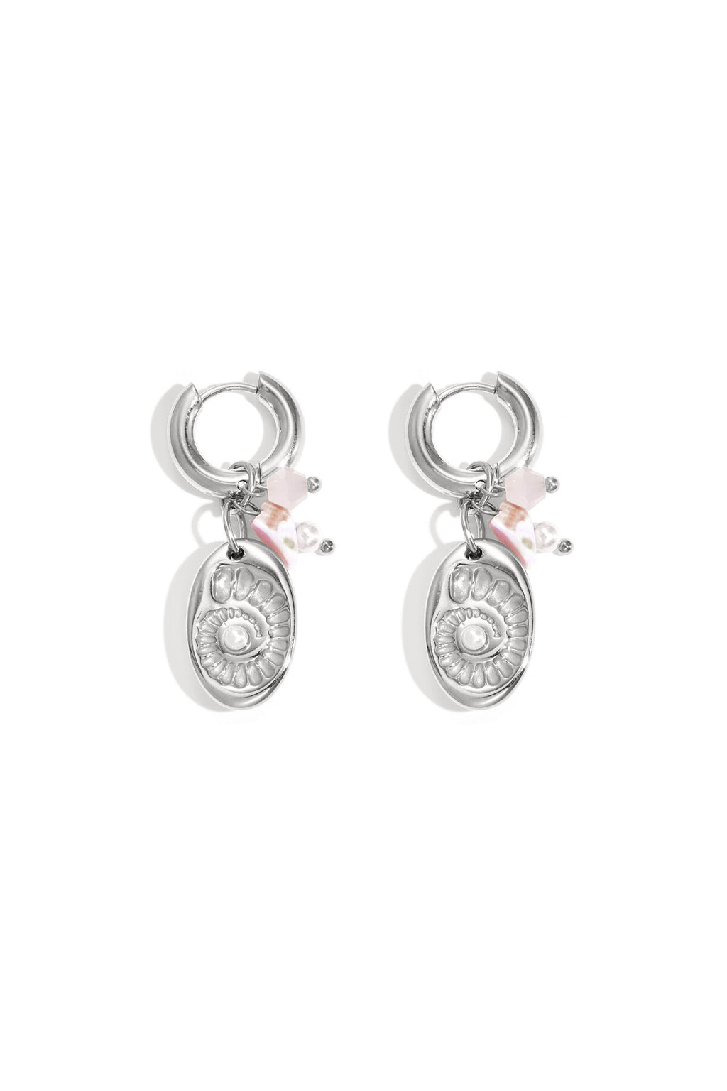 Boucles d'oreilles avec perles et breloque coquillage