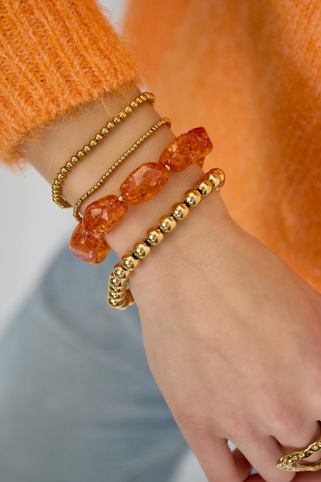 Bracelet composé de grosses perles