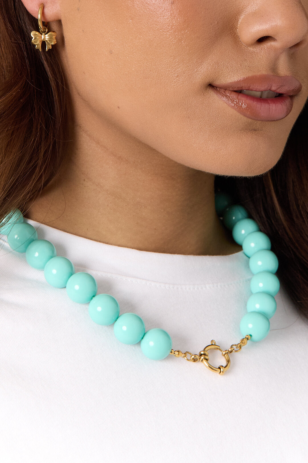 Collier à grosses perles et fermeture sur le devant-15mm