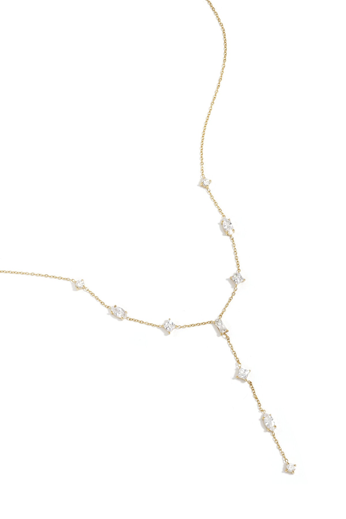 Collier ras du cou orné de pierres