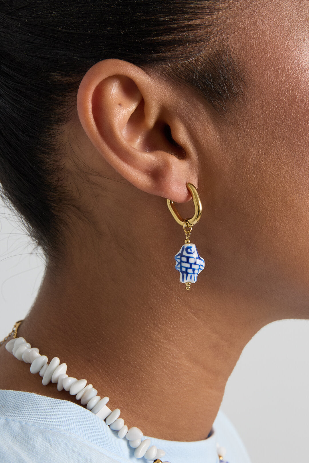 Boucles d'oreilles squovales avec breloque en forme de poisson à carreaux