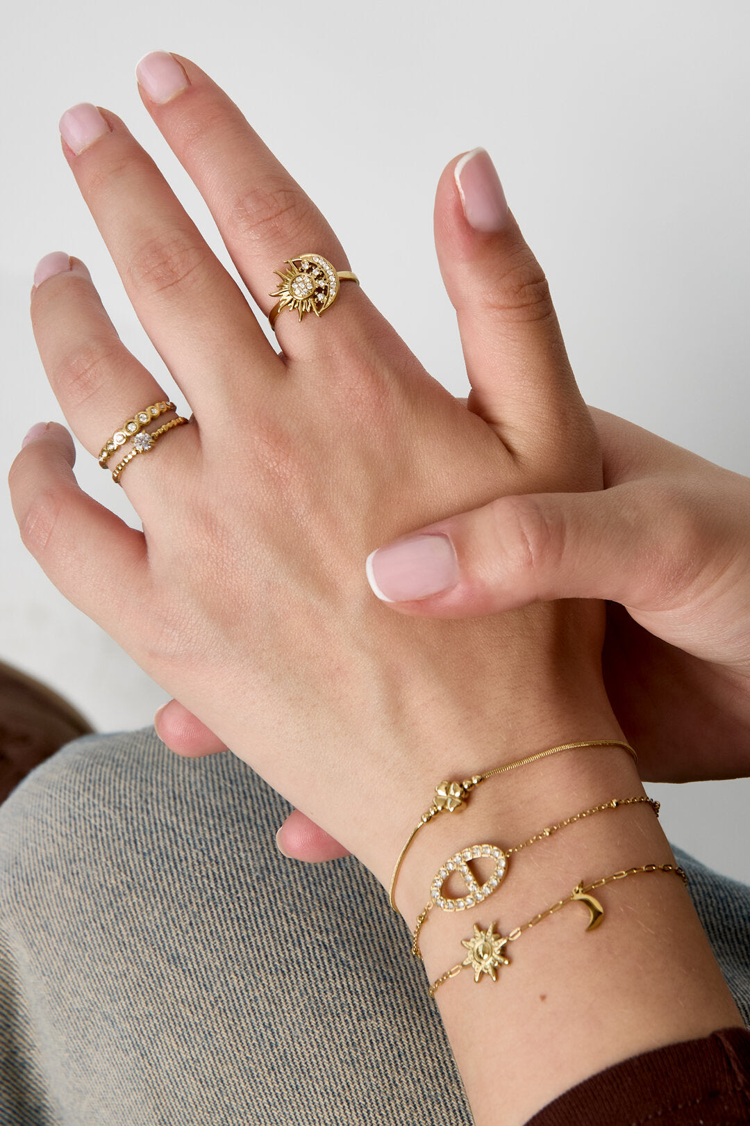 Bague ajustable avec pierre en forme de cœur et cœur