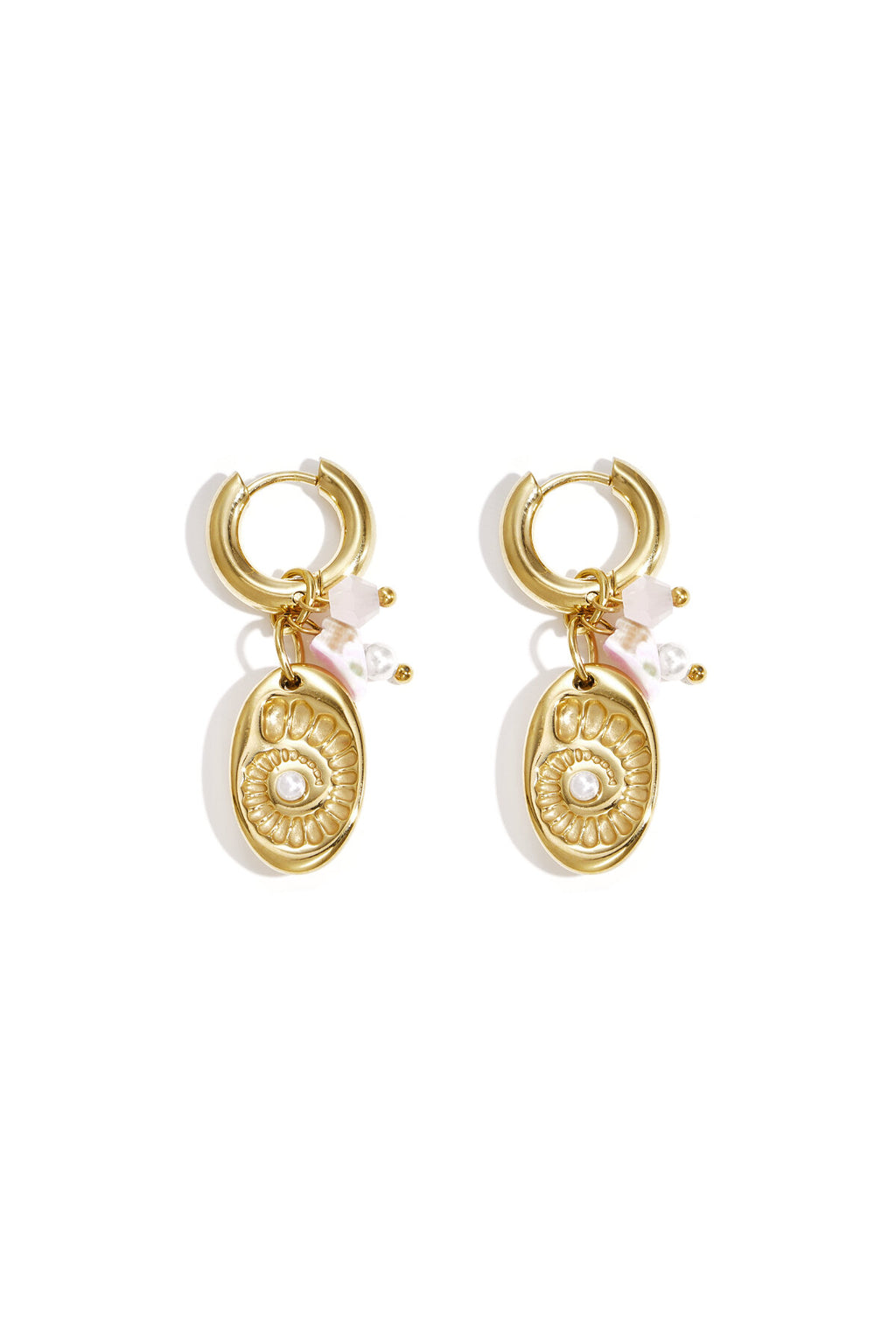 Boucles d'oreilles avec perles et breloque coquillage