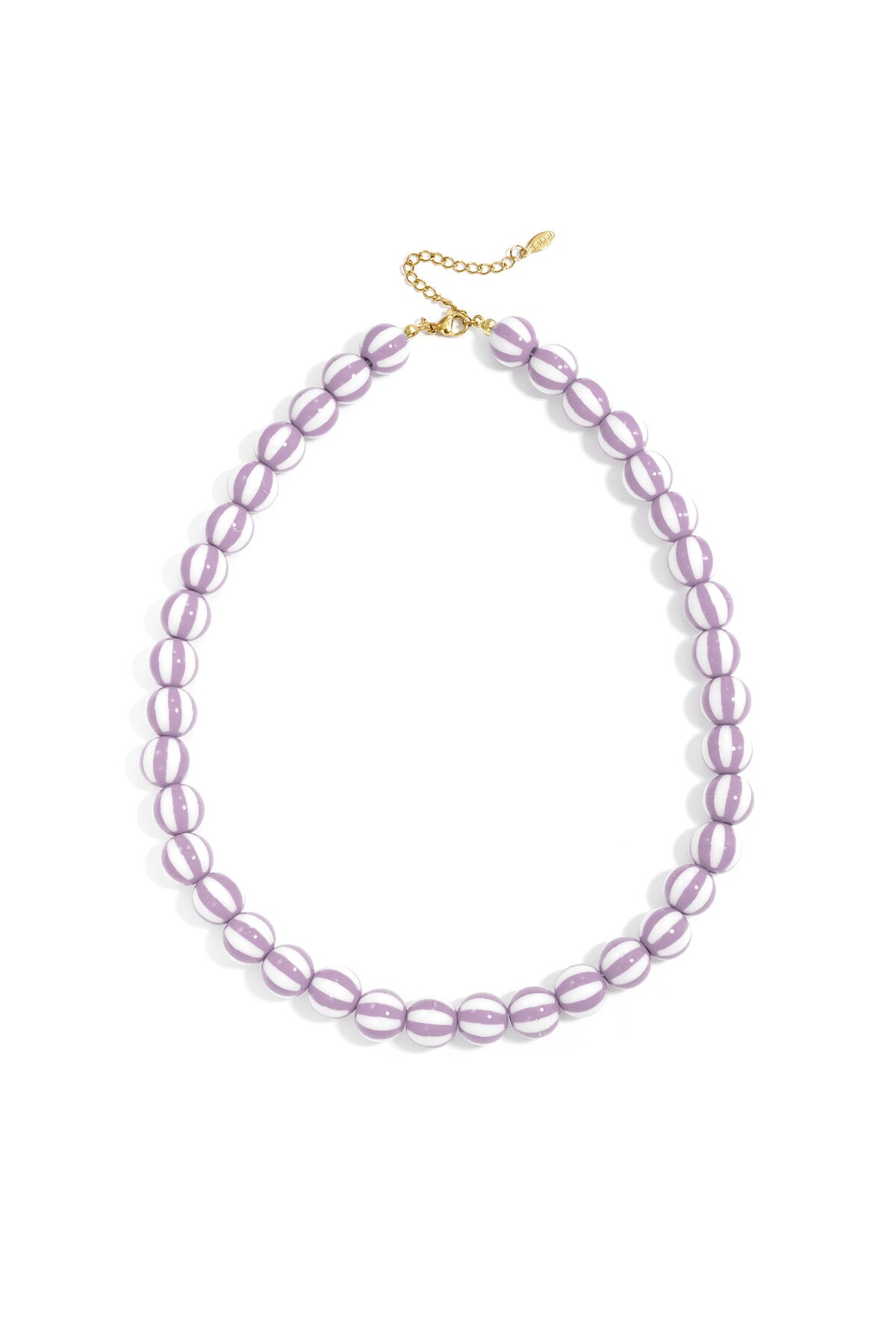 Collier de perles rayées