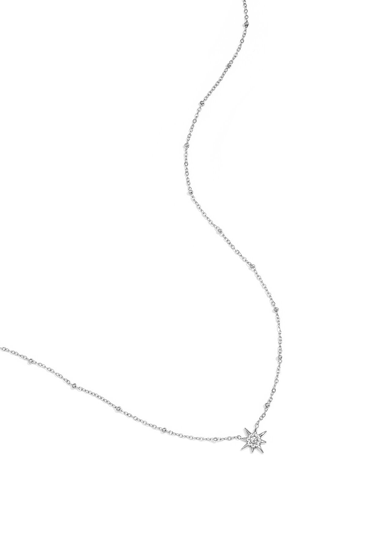 Collier avec perles et étoile filante