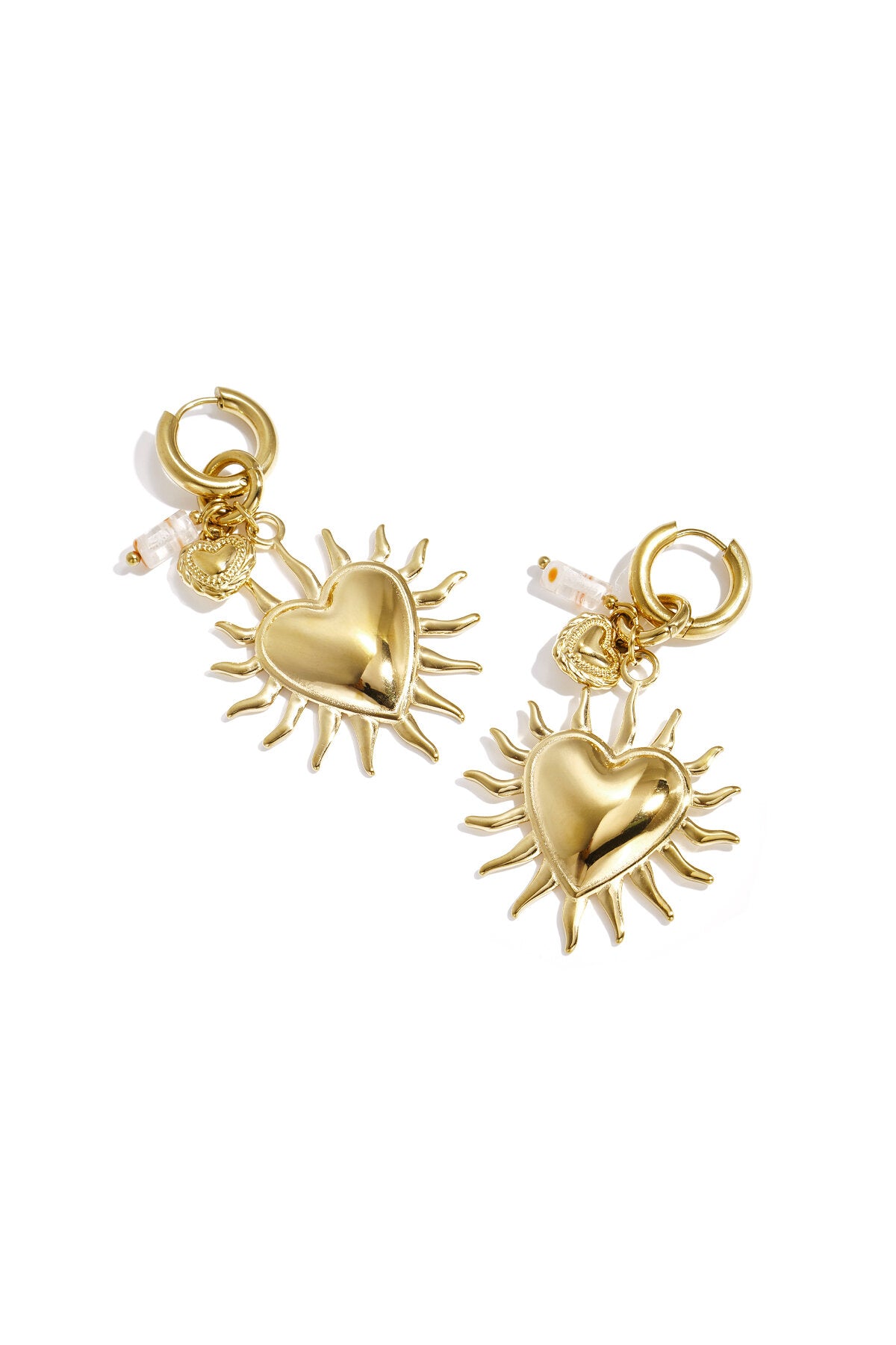Boucles d'oreilles avec pendentif soleil en forme de cœur et de perle