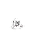 Bague avec une rose sur le cœur