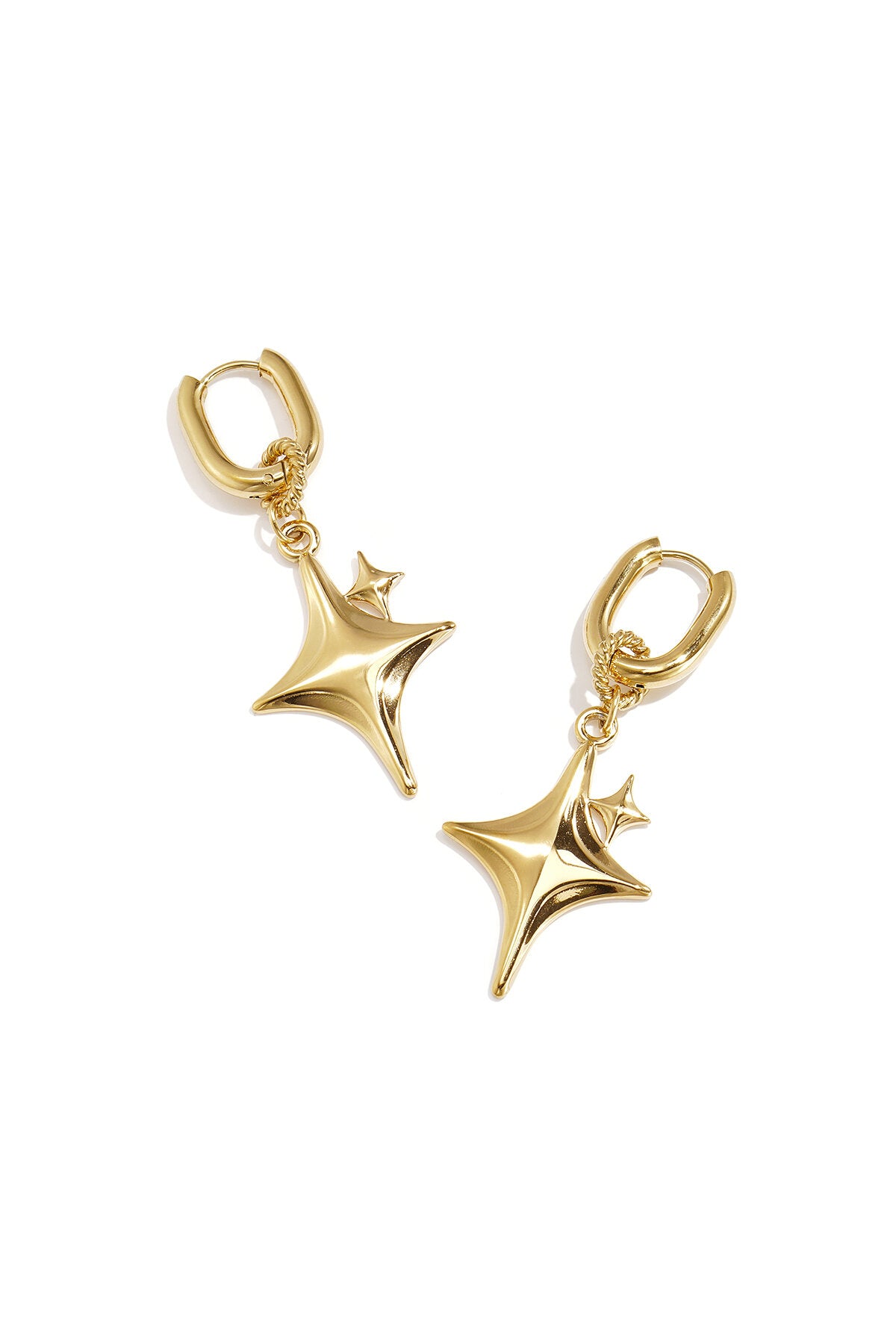 Boucles d'oreilles squovales avec pendentif étoile scintillante