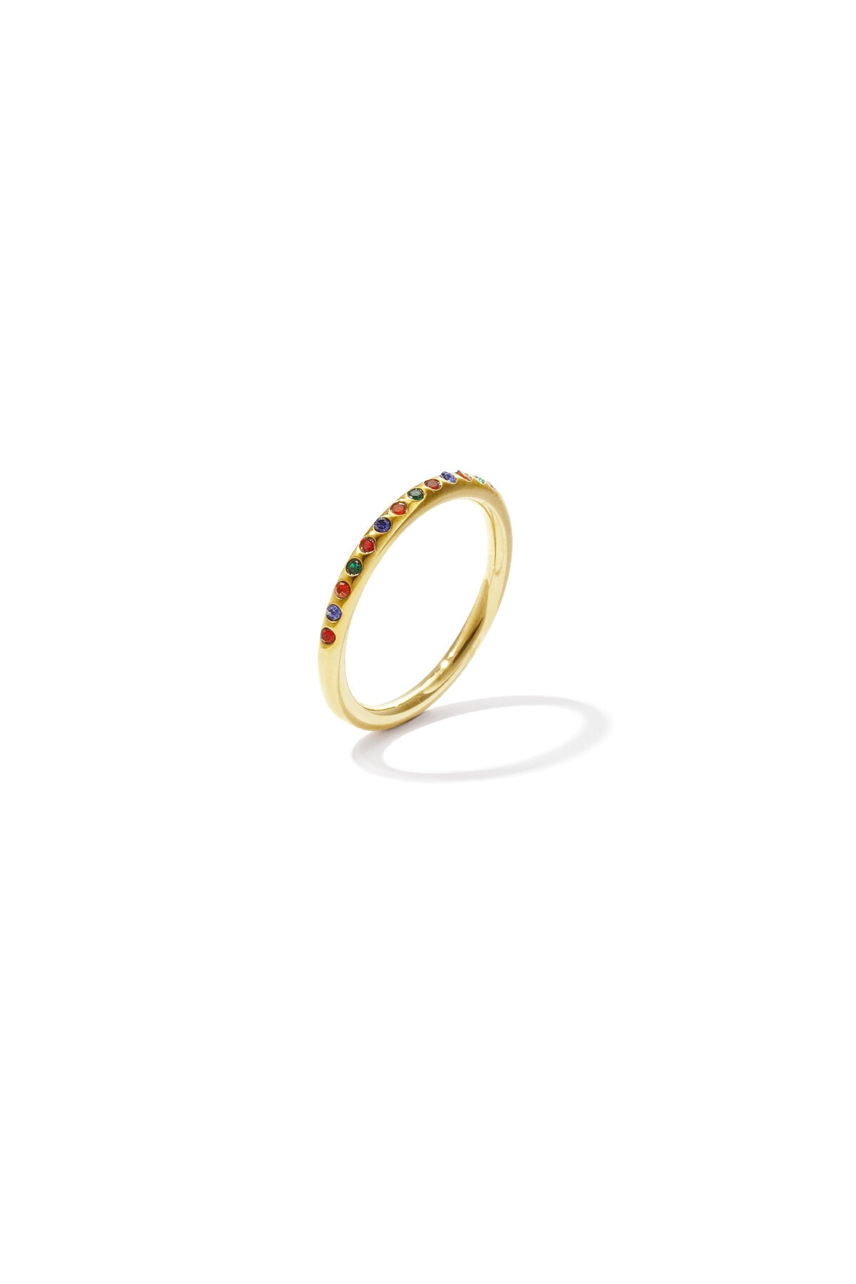 Bague minimaliste ornée de pierres