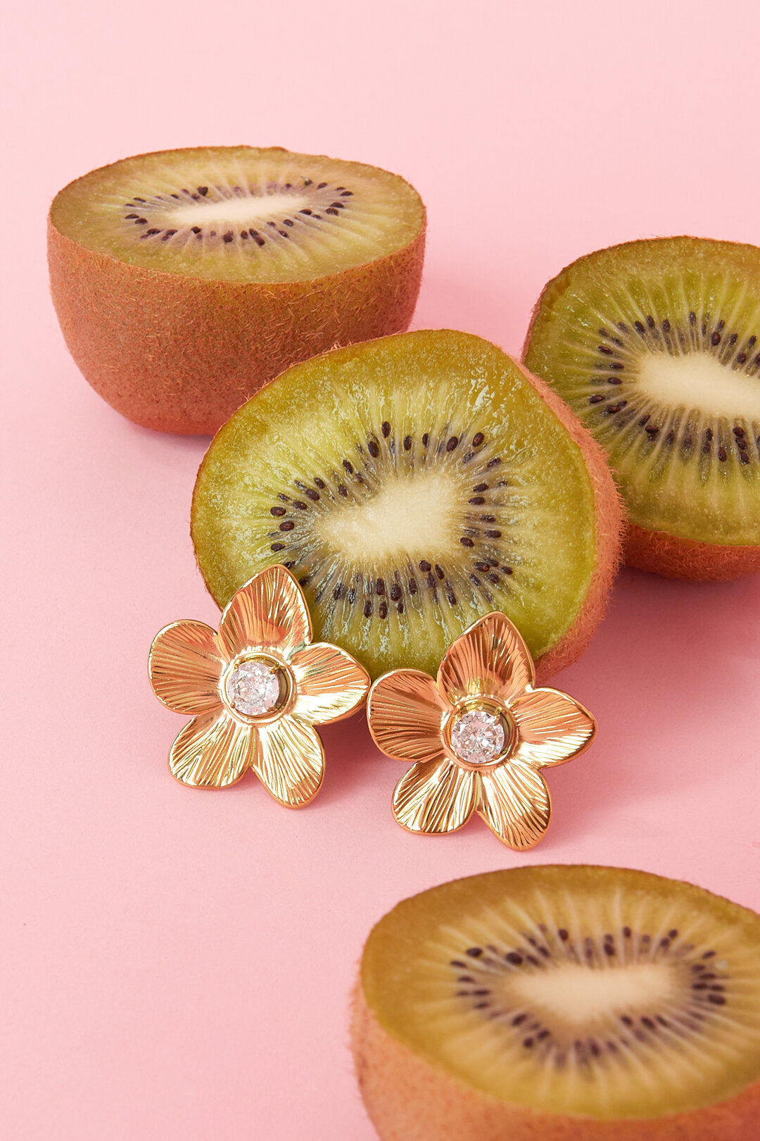 Boucles d'oreilles puces en acier inoxydable, motif floral, collection décontractée et simple pour femmes