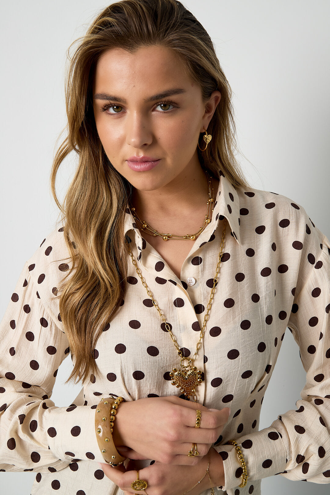 Collier à plusieurs rangs à pois
