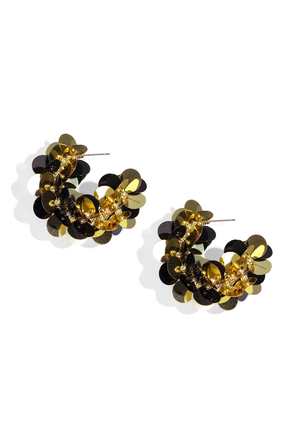 Boucles d'oreilles créoles en sequins et perles