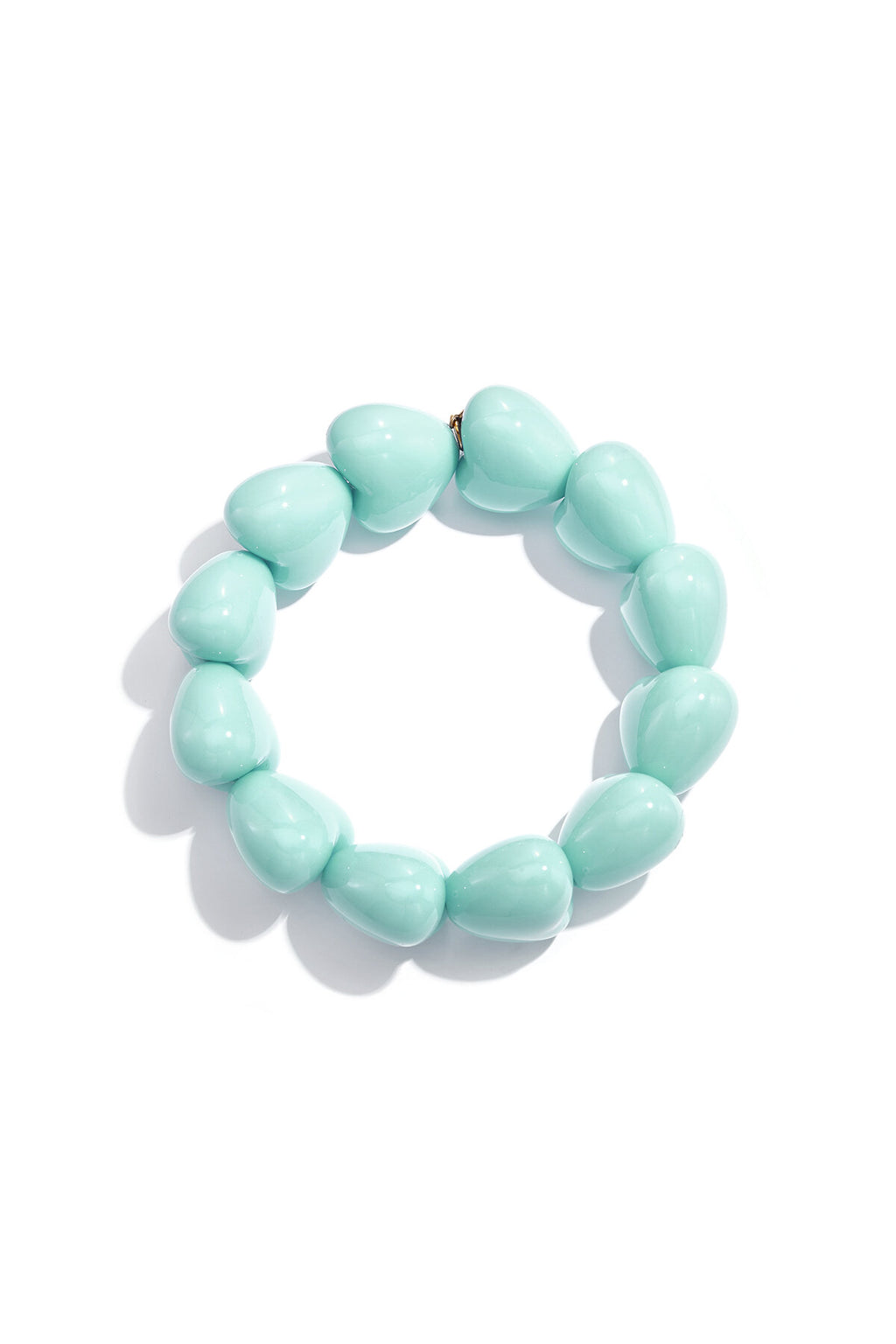 Bracelet avec de grosses perles en forme de cœur