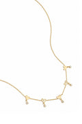 Collier orné de cœurs alternés et de pierres pendantes