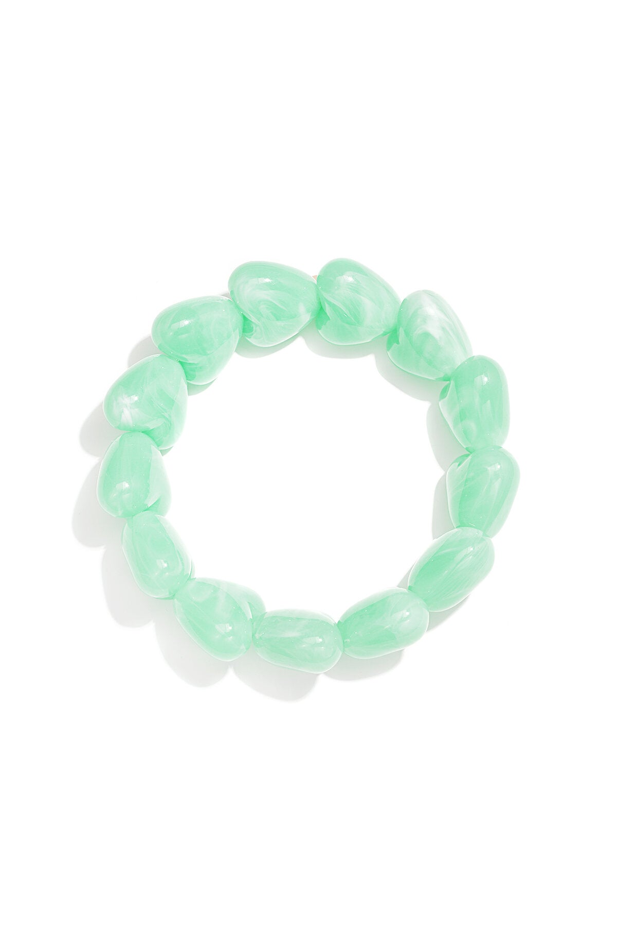 Bracelet de perles avec de grosses perles en forme de cœur